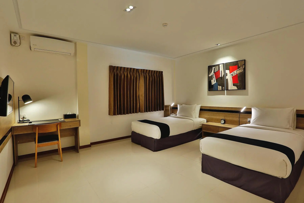 Deluxe Double room (twin beds)