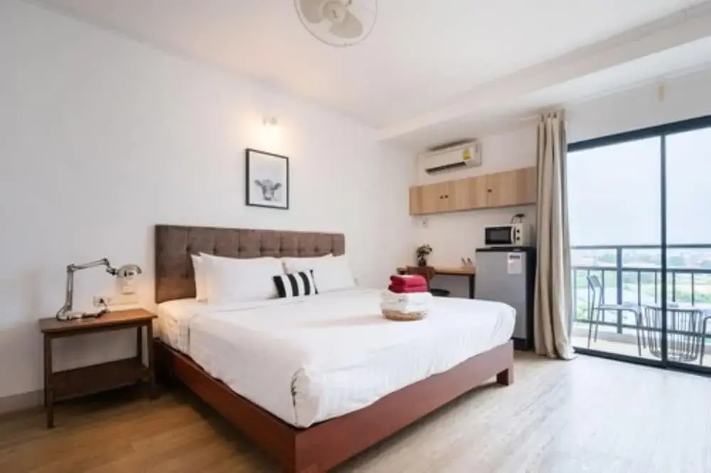 2 Bedrooms Superior room with balcony and with city view