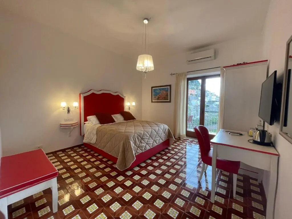 Standard Double room with sea view (full double bed)