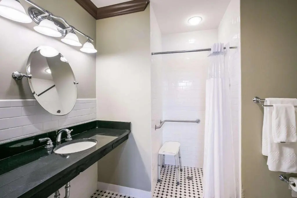 Water Street Hotel & Marina, an Ascend Collection Hotel - Chambres