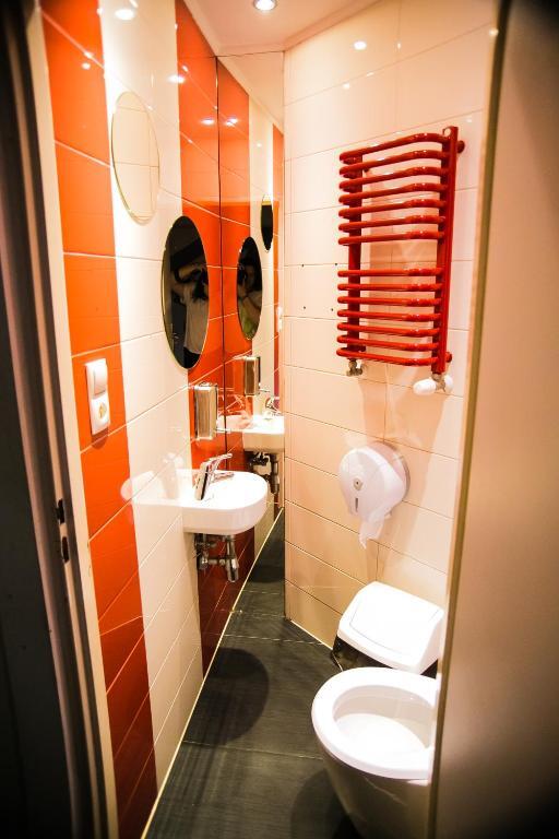 Greg & Tom Party Hostel by null