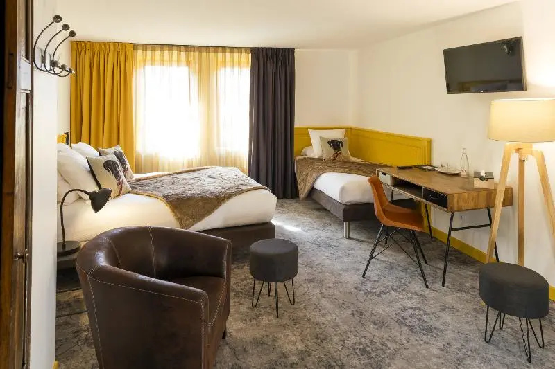 Contact Hôtels Le Savigny & Spa - Chambres