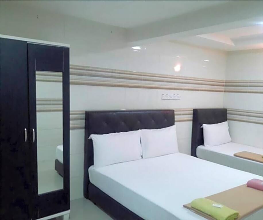 New Wave Hotel Nilai 1