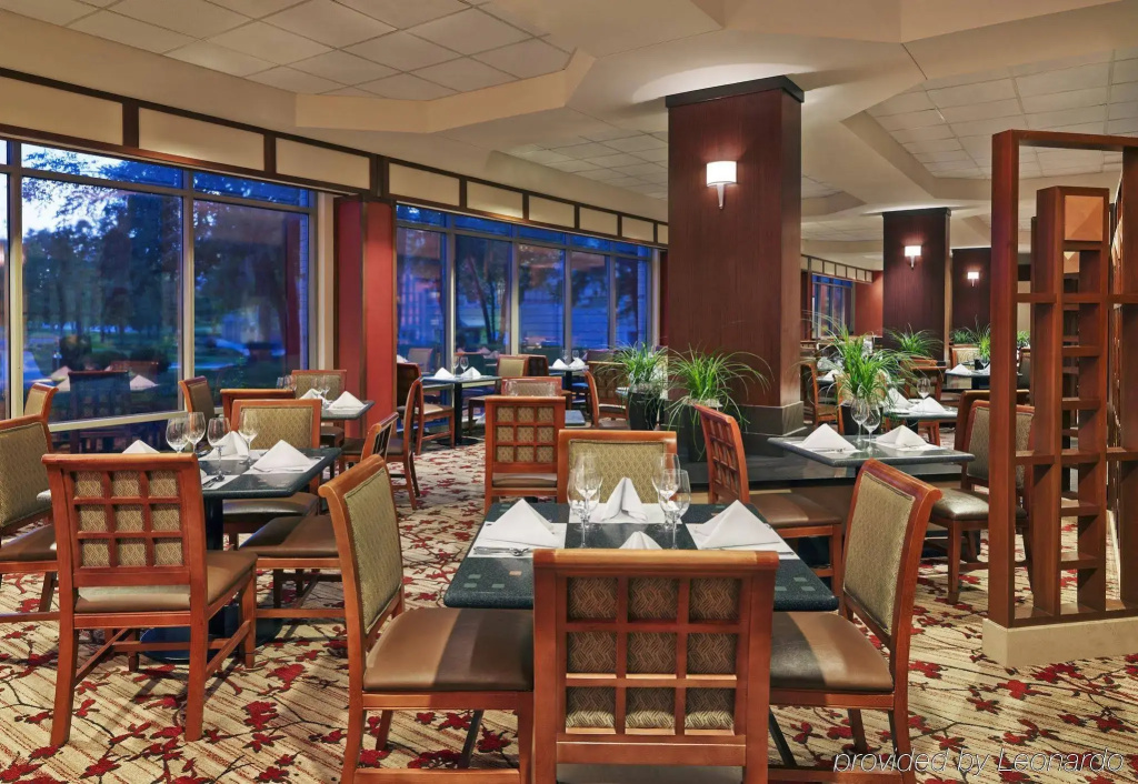 Sheraton Suites Chicago Elk Grove - Général