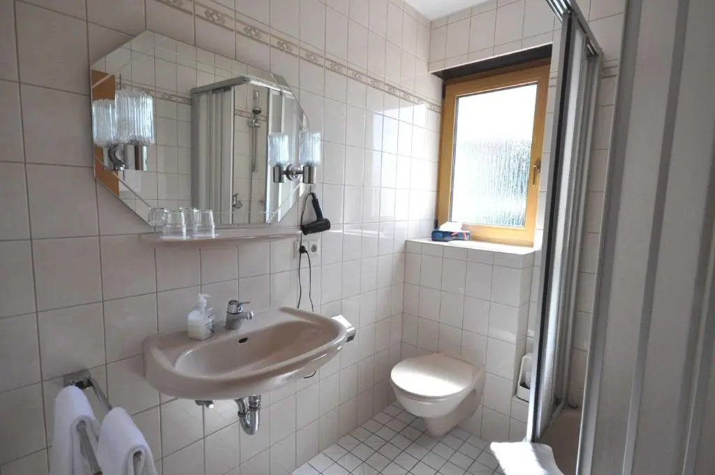 Hotel Pension Jasmin - Chambres