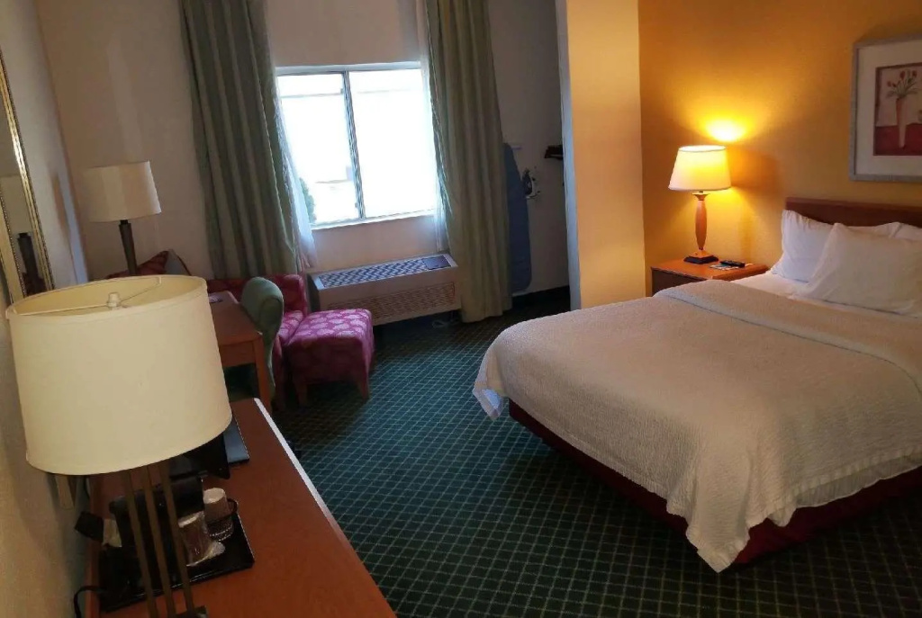 AmericInn by Wyndham Hudson - Chambres