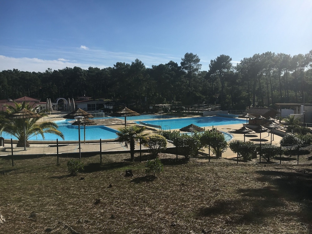Afficher la photo 7 — Chalet Orange Naturiste la Jenny