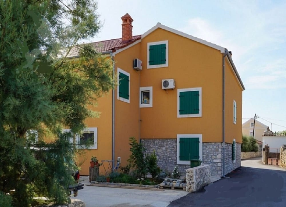 Apartments Stosa