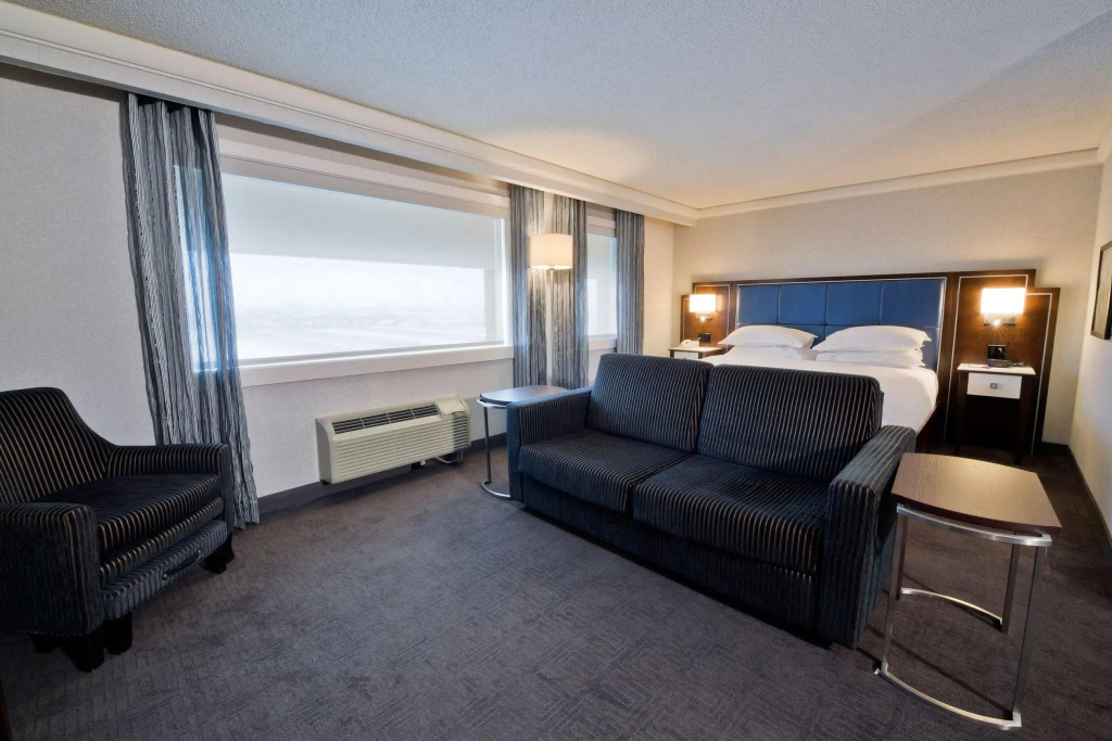 Double Studio (full double bed)