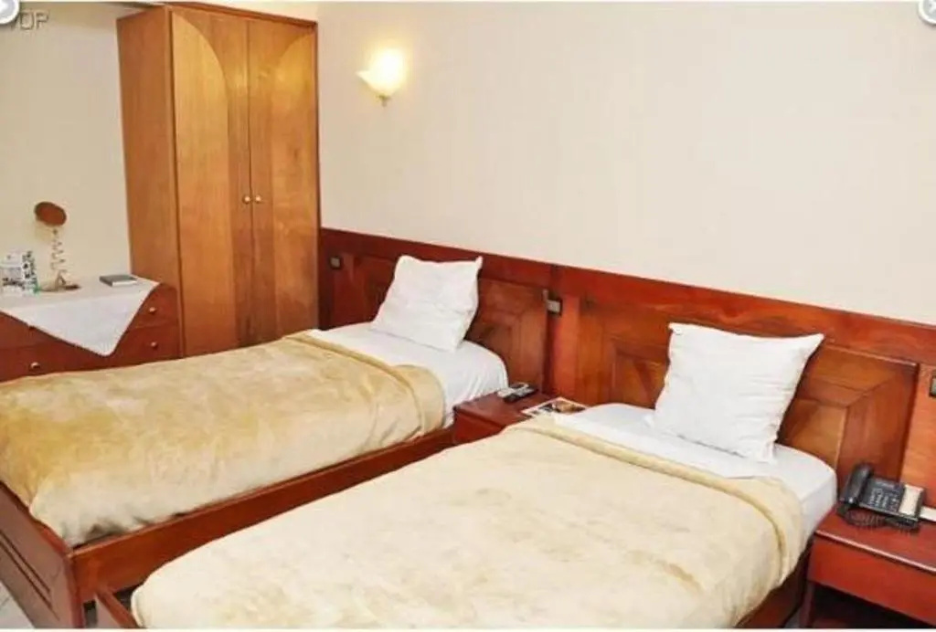 Standard Double room (twin beds)