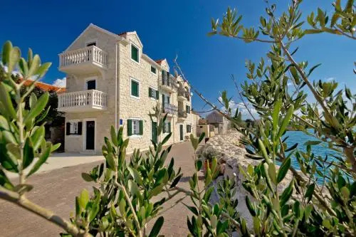Six-Bedroom Holiday Home in Bibinje