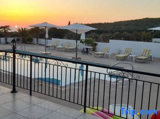 Nayia Paradise Villa! 5 bdr for 10,Huge, Luxury, Private With Unforgettable Views