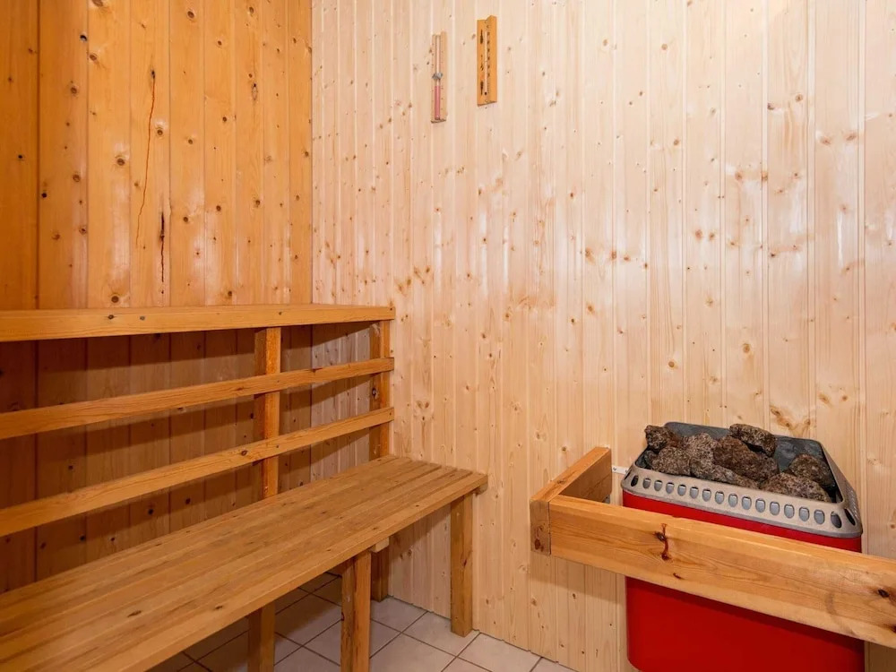 8 Person Holiday Home in Hemmet - фото 12