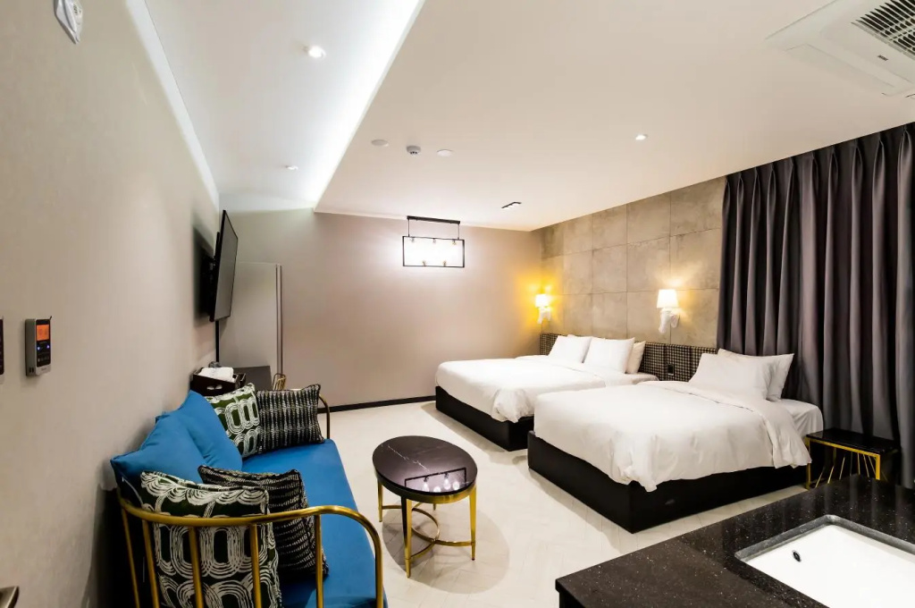 Business Double room (twin beds)