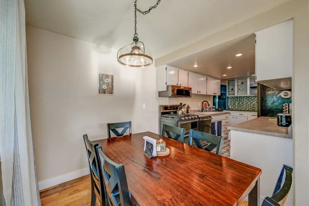 Renton Oasis: Relaxing 3br Home W/ Great Outdoor! 3 Bedroom Home by RedAwning - фото 7
