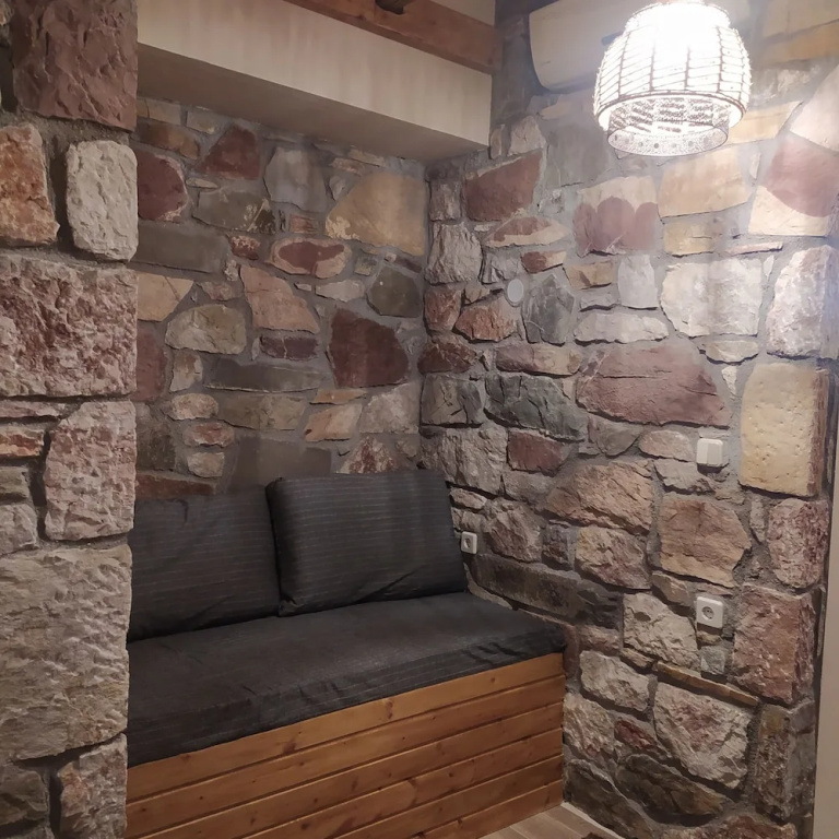 Classic Double room (full double bed)