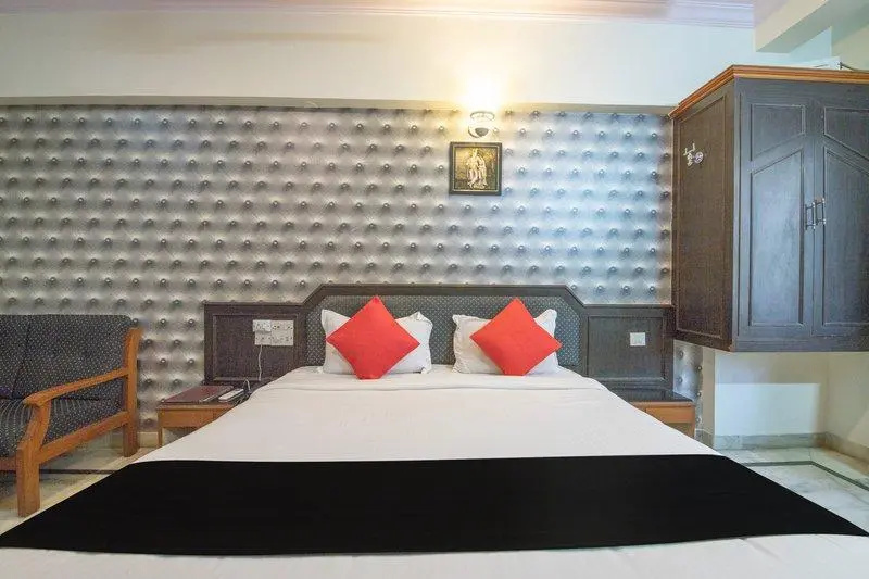 Capital O 797 Adarsh Inn