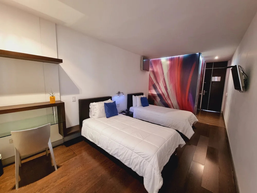 Deluxe Double room (twin beds)