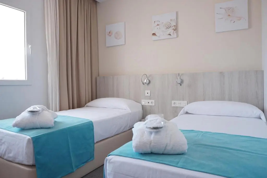 Standard Double room (twin beds)