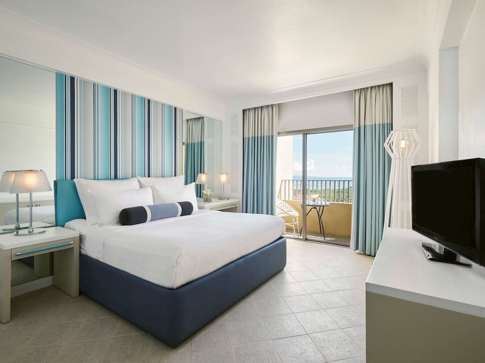 Movenpick Hotel Mactan Island Cebu Room Type - Deluxe Double room (full double bed)