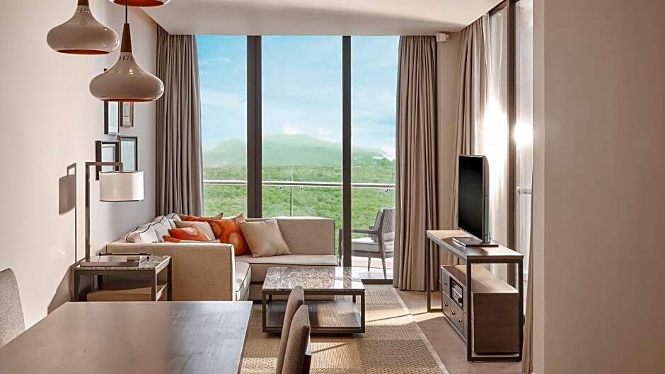Intercontinental Phu Quoc Long Beach Resort