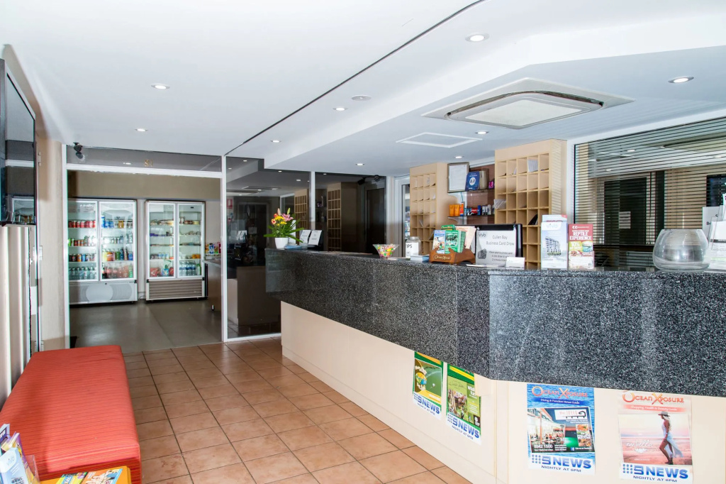 Lobby & Reception