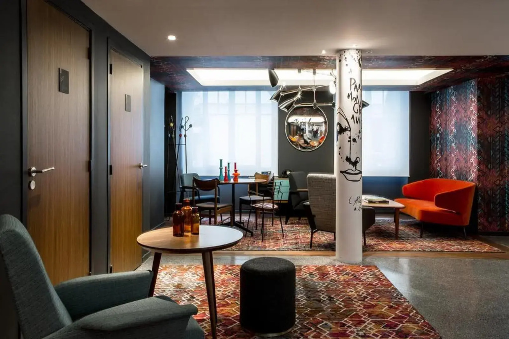 Le General Hotel 10