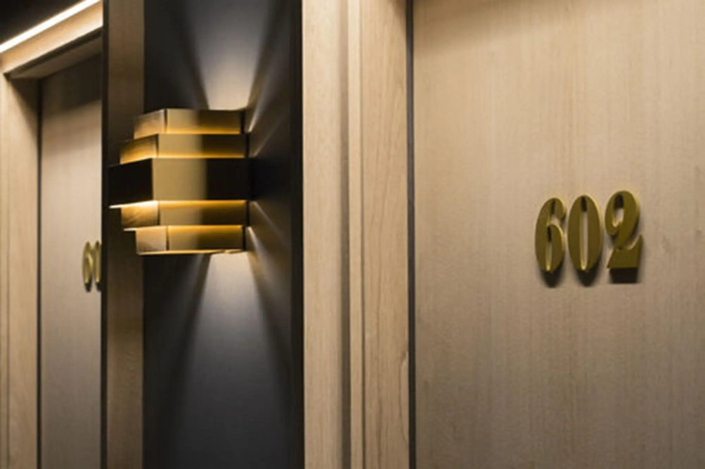 Yurbban Trafalgar Hotel picture