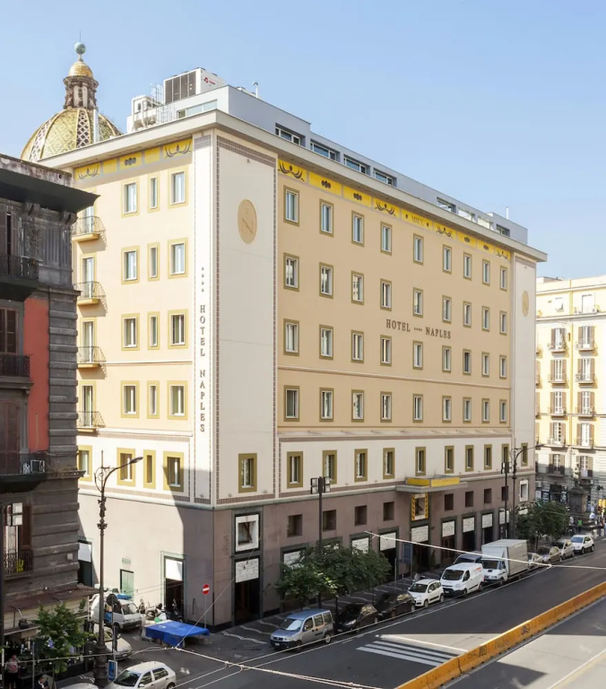 Hotel photo 1