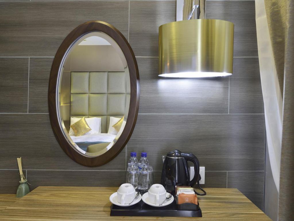 Amaroossa Suite
