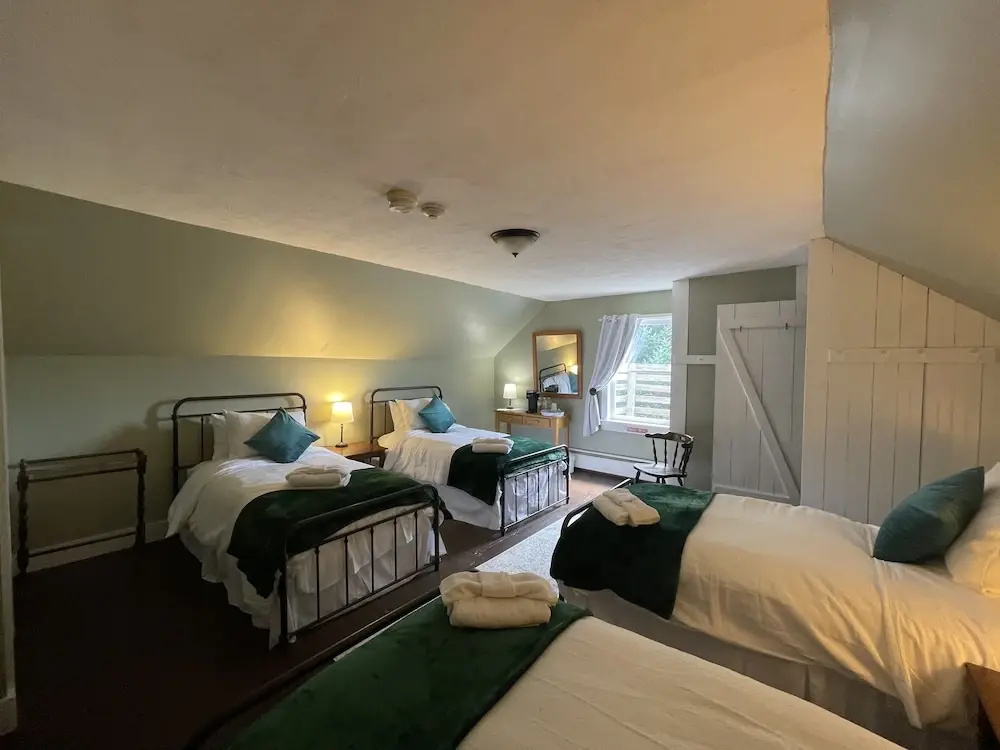 Stone Hearth Inn And Eatery - Chambres