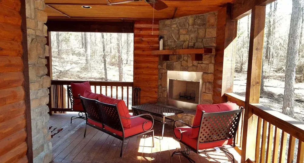 Ace in the Hole Cabin in the Wood With Hot Tub and Fireplace by Redawning