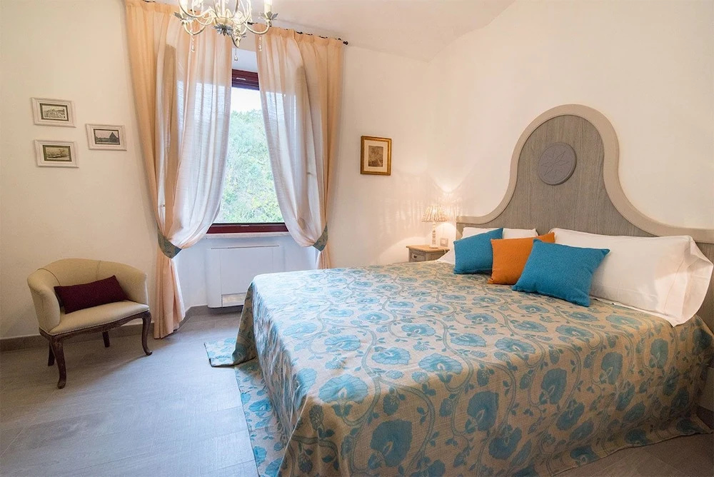 2 Bedrooms Comfort Double room (full double bed)