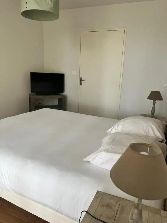 Zenao Nevers Renardats - Chambres