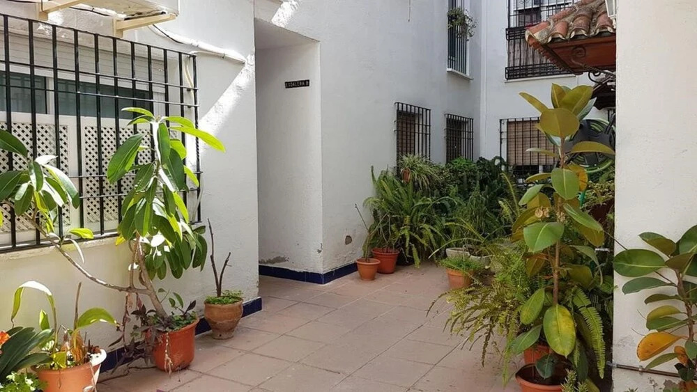 Apartamento de las flores by JITKey