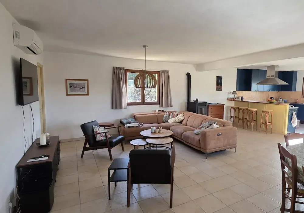 Voir la photo 2 — Beautiful Villa With a Private, Fenced-in Swimming Pool