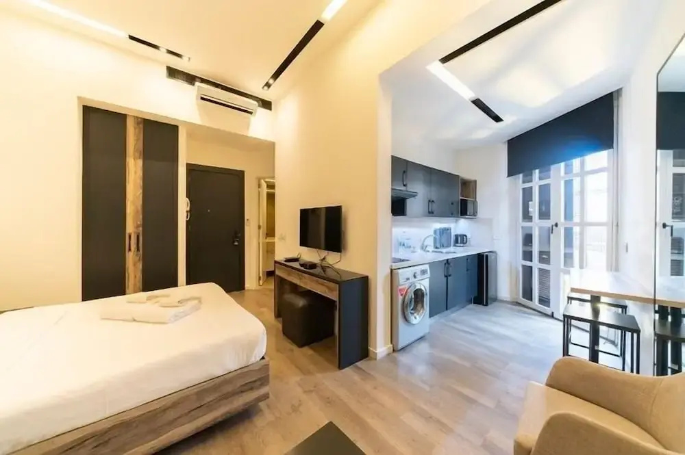 Superior Apartment