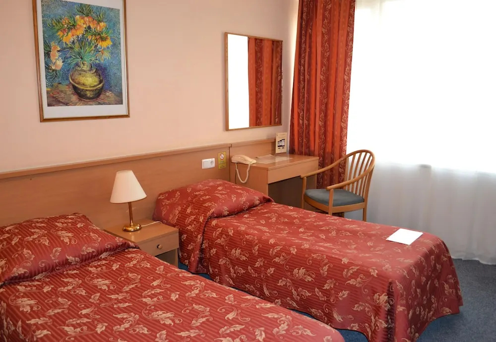 Premier Hotel Lybid - Général