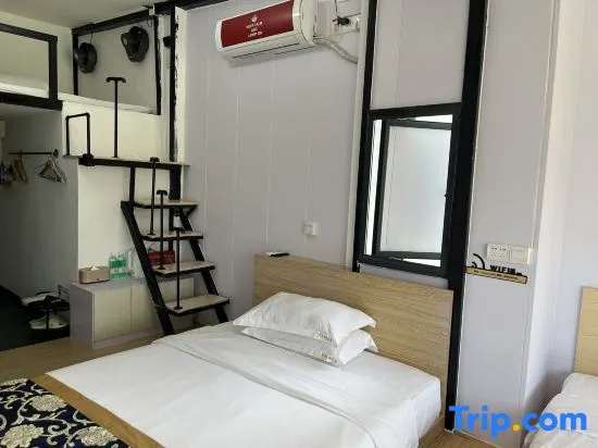 Standard room with lake view