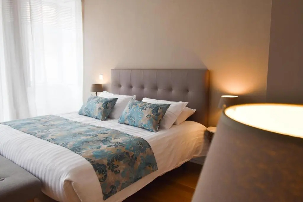 Suite with balcony