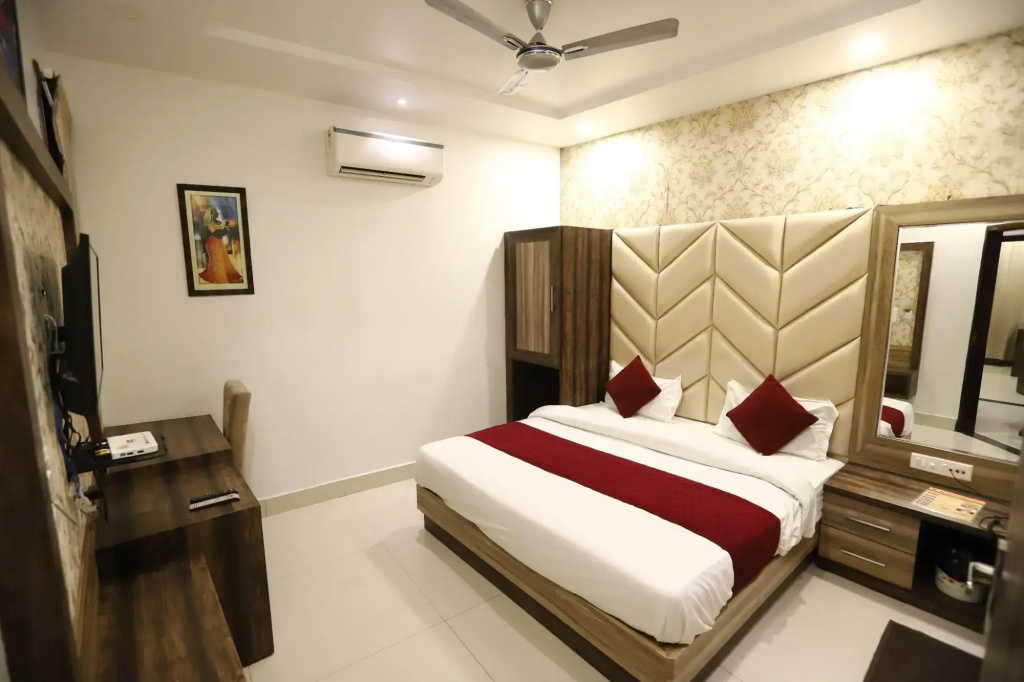 Malhotra Guest House
