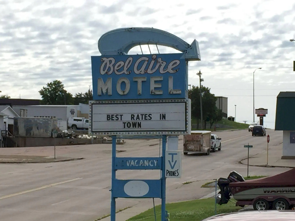 Bel Aire Motel Chamberlain Near Missouri River I 90
