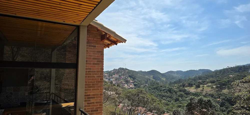 Villa da Serra 750m do centrinho