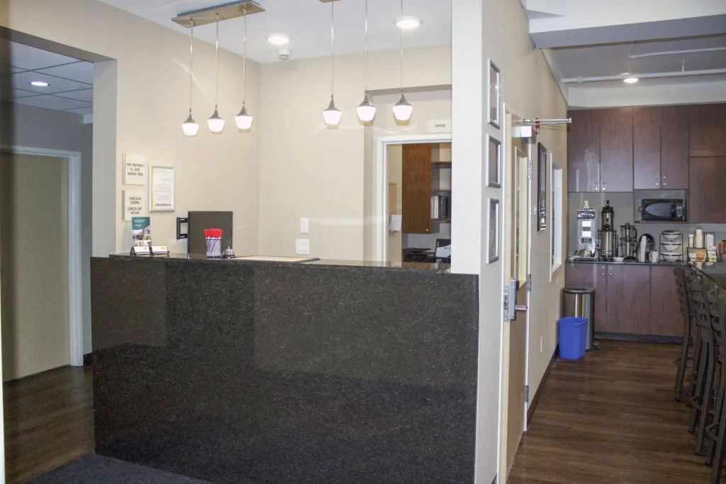 Econo Lodge - фото 18