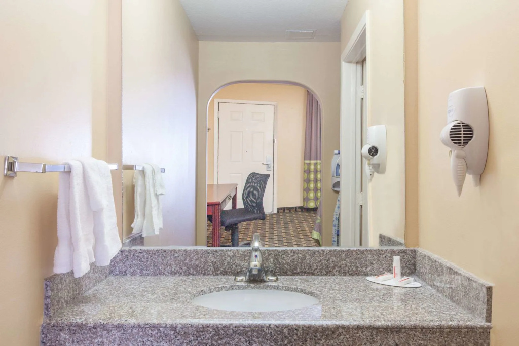 Platinum Inn & Suites Willowbrook Houston - Général