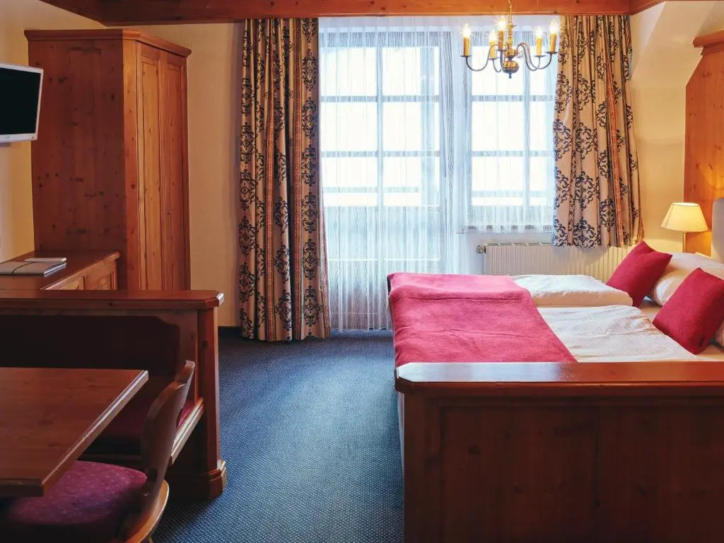 Standard Double room (full double bed)