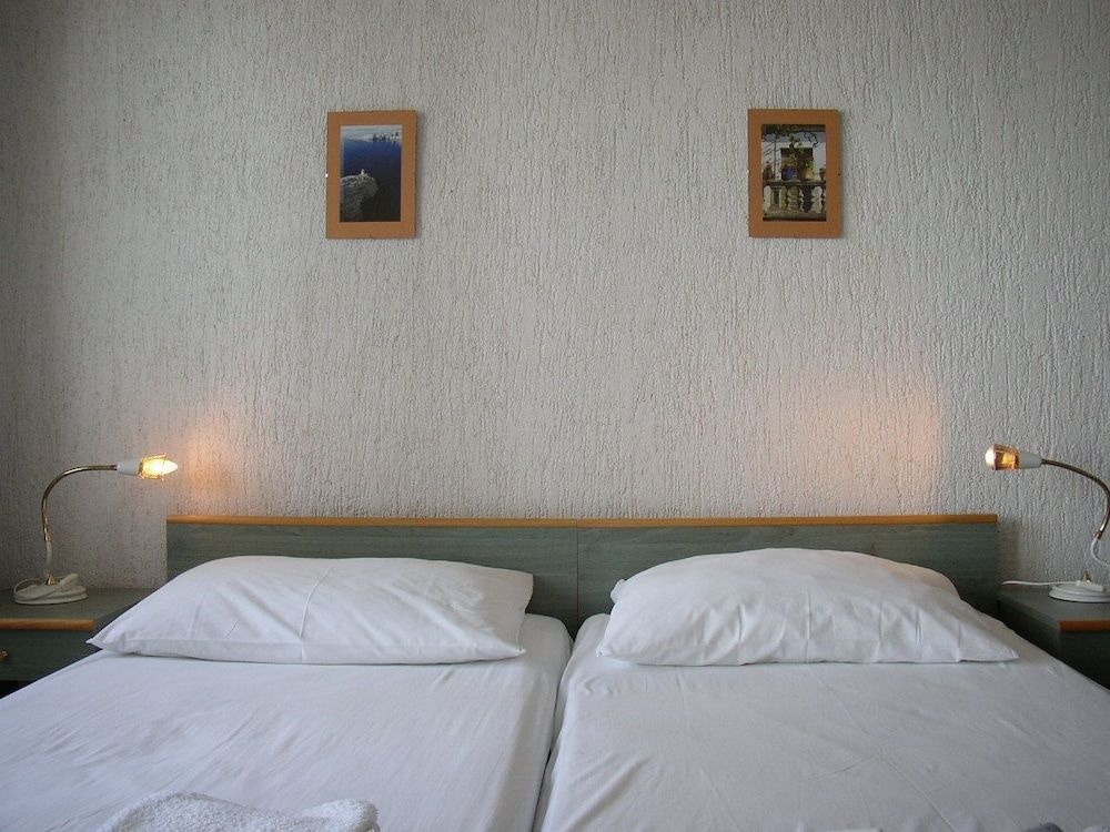 Apartments Vila 4m — 5