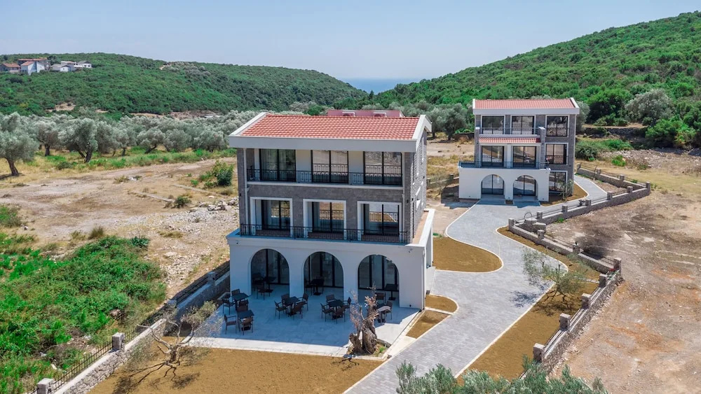Carolea Villas