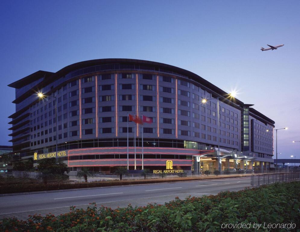 Regal Airport Hotel Hong Kong image