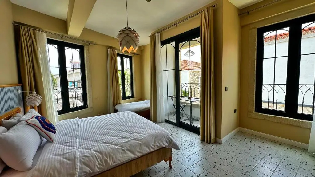 Superior Triple room